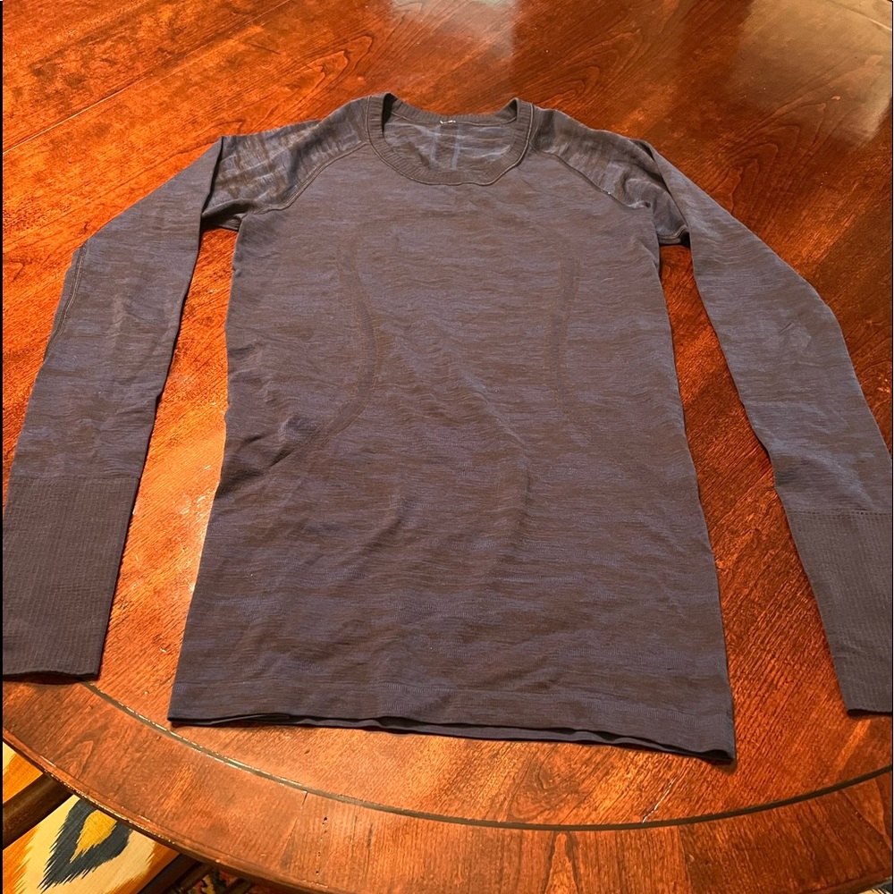 Lululemon Swifty Tech L/S top